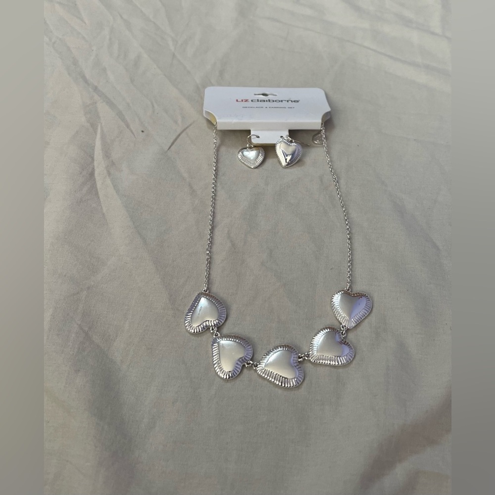 New NWT Liz Claiborne Heart Necklace + Earrings Silver Set